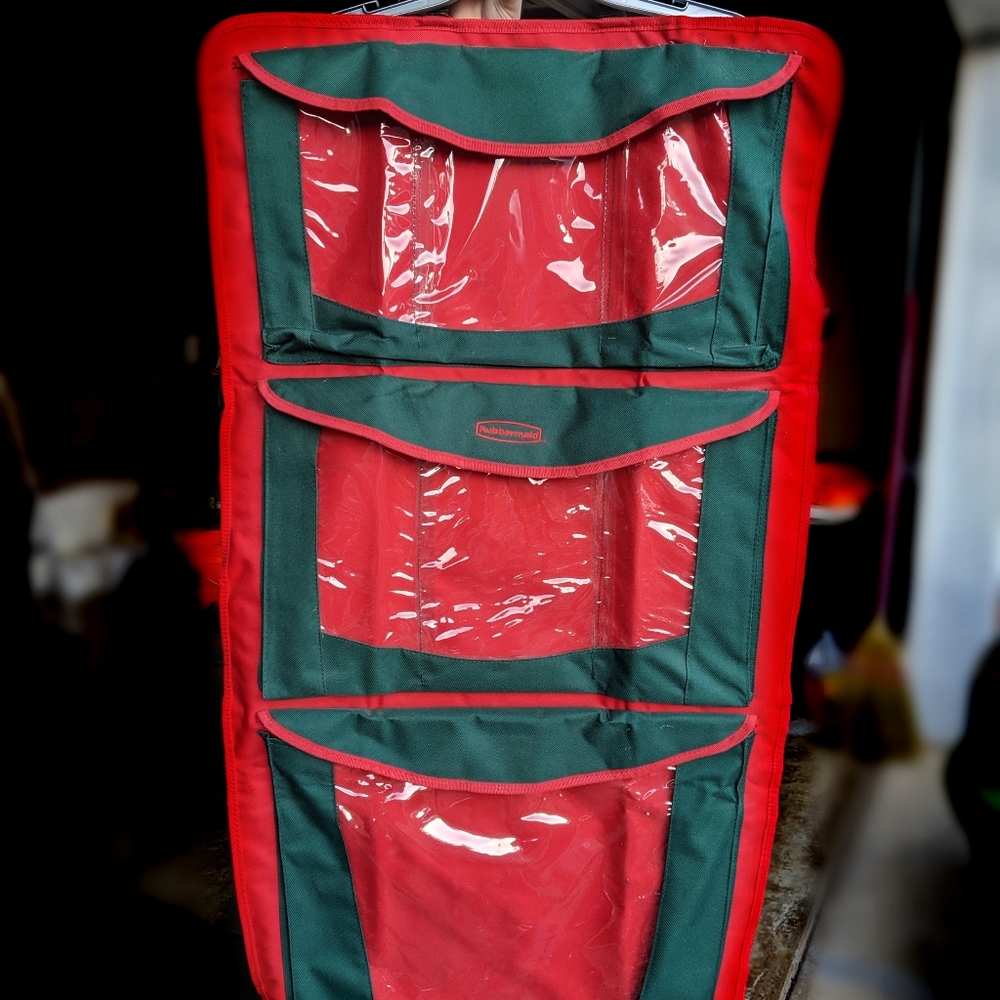 Rubbermaid Red & Green Wrapping Paper Storage Bag